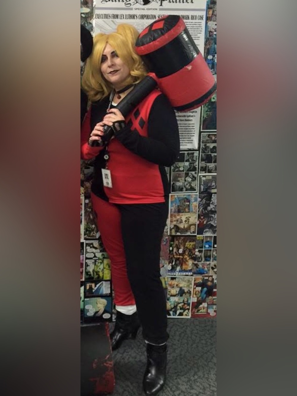DC Comics Red & Black Harley-Quinn Women’s Costume Set